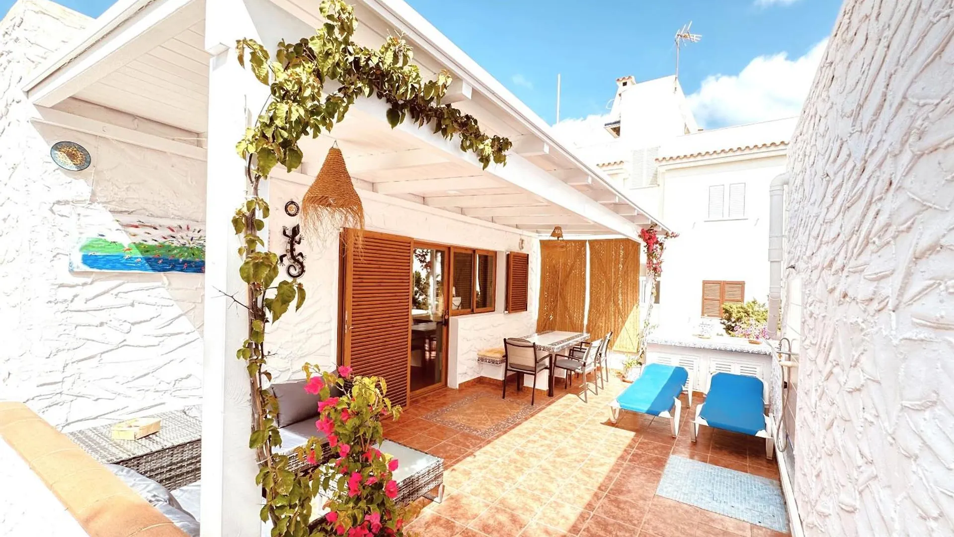 Apartament Eguzkilore Es Pujols Hiszpania